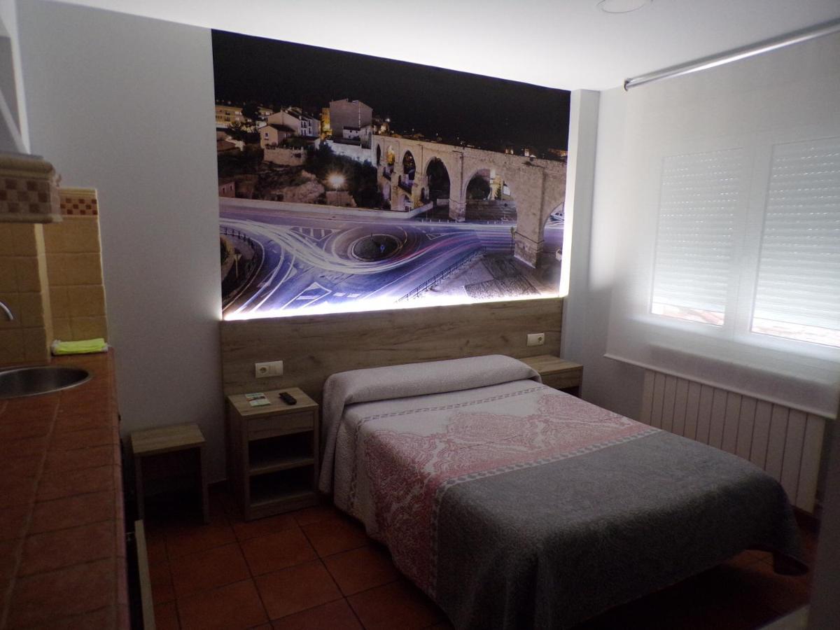 Hostal Serruchi Teruel Exterior photo